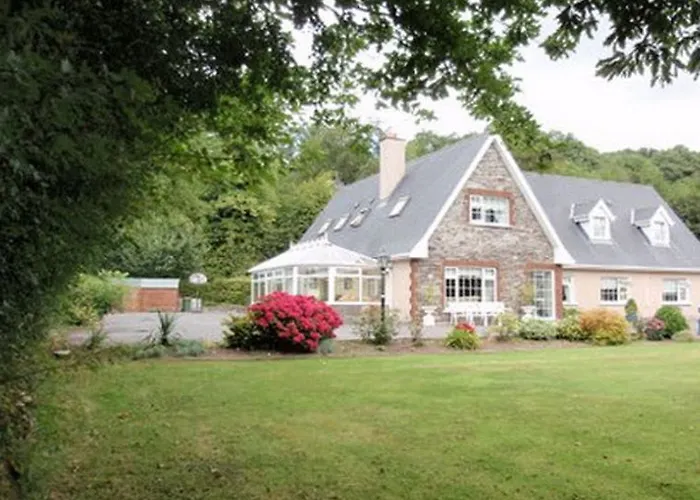 Hotel Glenmaroon House 3*